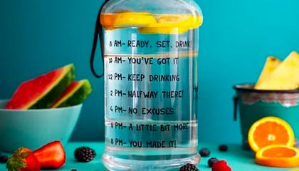 还是差点！张玉宁禁区弧顶远射中柱弹出，河南队逃过一劫