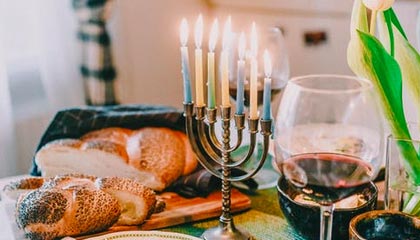 还是差点！张玉宁禁区弧顶远射中柱弹出，河南队逃过一劫